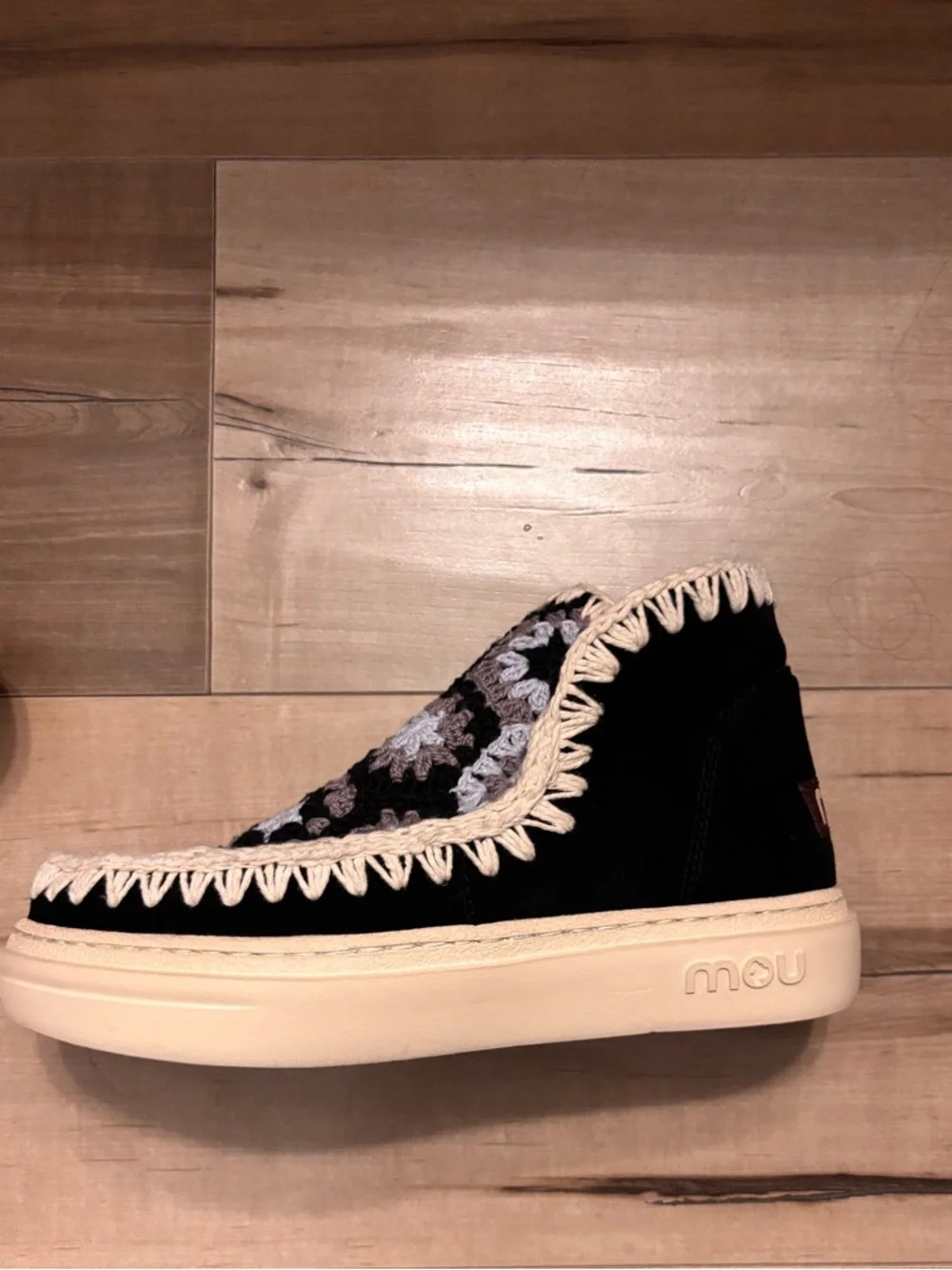 MOU BOLD ESKIMO SNEAKER BOOT CROCHET AND SUEDE IN BLACK COMBO SIZE 37 LIKE NEW - Picture 7 of 9